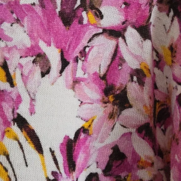 ESCADA | 100% Wool Sweater Floral Purple Cream Sz XL - Picture 4 of 6